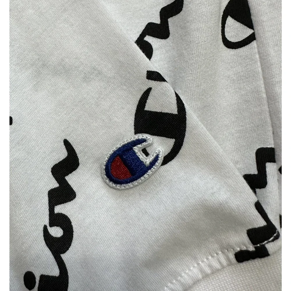 NWT, Boys CHAMPION White Hooded Long Sleeve Pullover Shirt Size Large, Logo